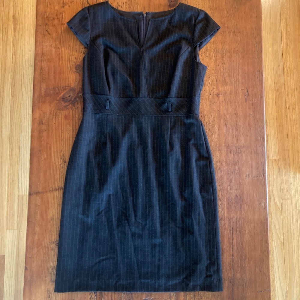 Tahari ASL Charcoal Pinstripe Wool Blend Sheath Dress Size 10 with Belt Loops
